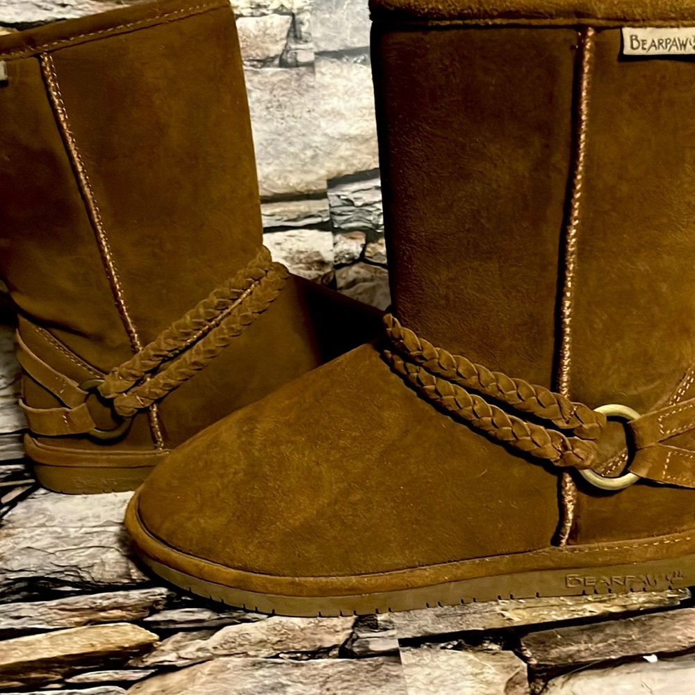 *New* Size 10 Bear Paw boots with the fur.